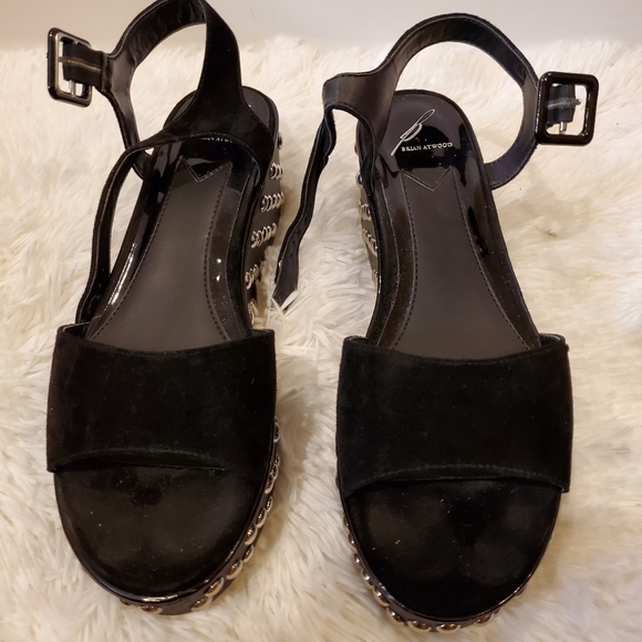 Sandals - Picture 2 of 5